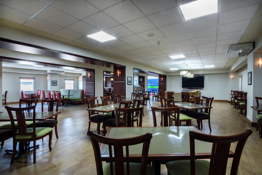 Hotel Hampton (HOTEL SEDE)